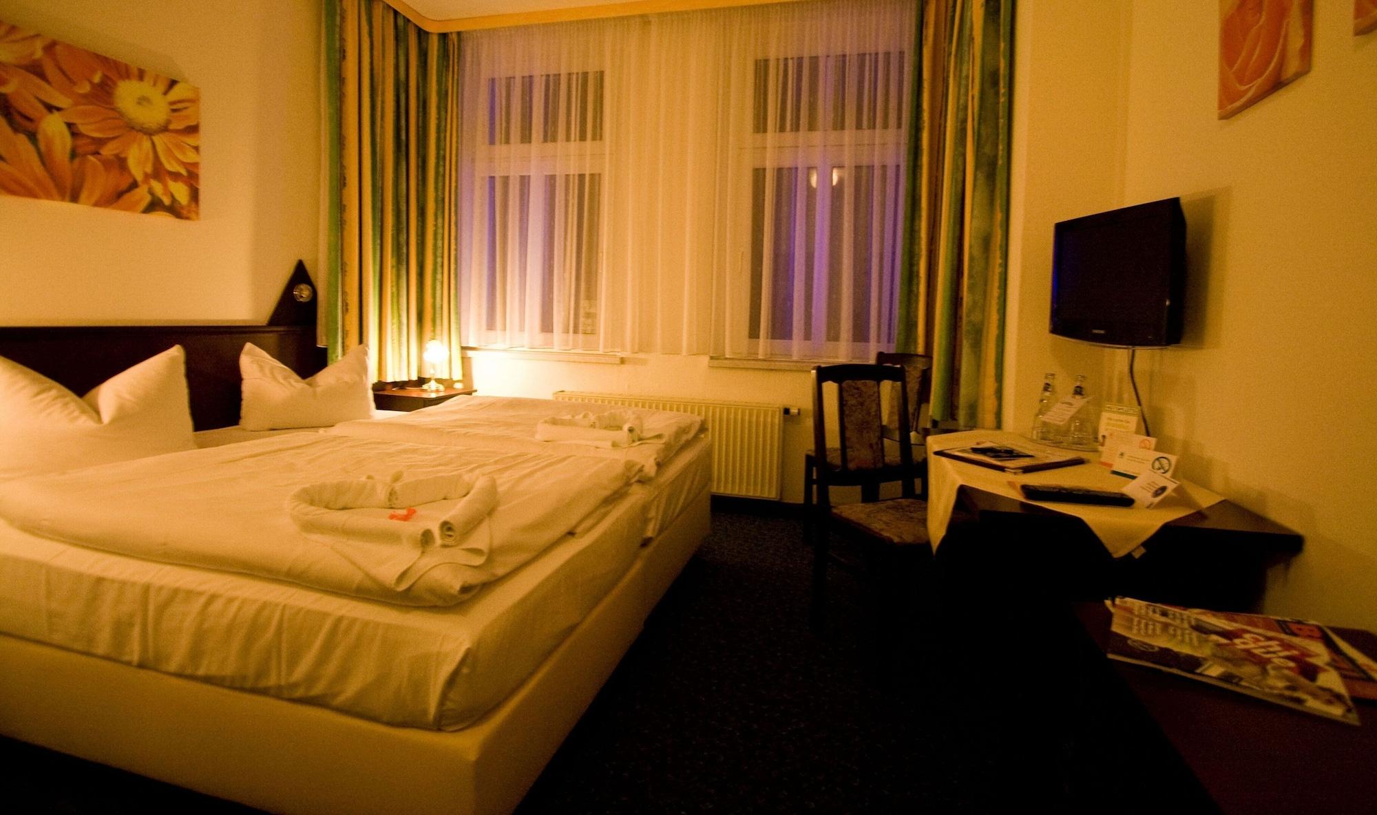 Hotel Alt-connewitz 3*