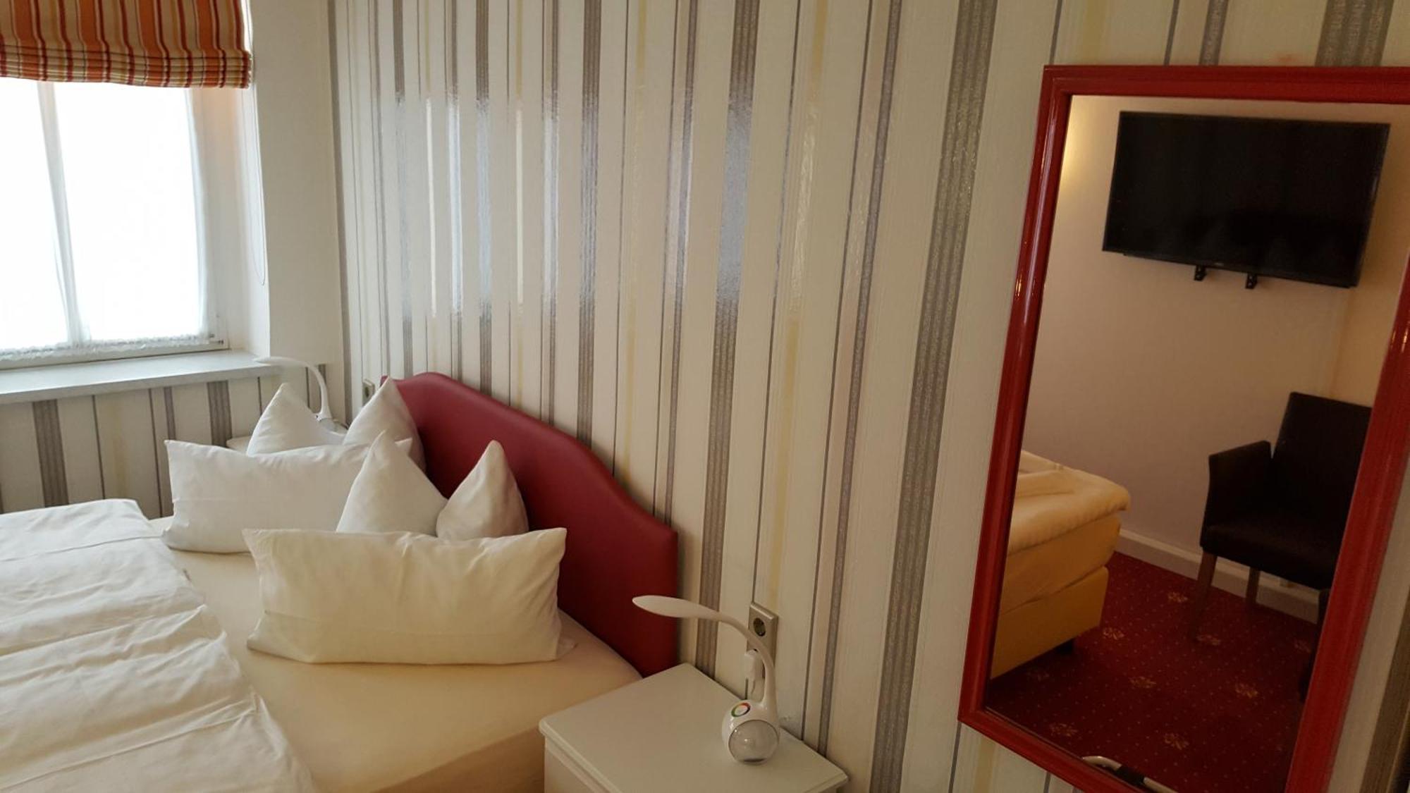 Hotel Alt-connewitz 3*
